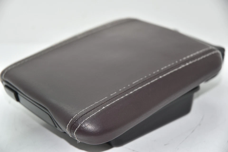 💎 2008-2011 Volvo S40 Brown Leather Center Console Armrest Lid Storage OEM - Image 3 of 4