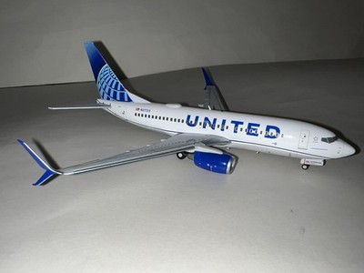 1/200 Gemini Jets United Airlines Boeing 737-700 N21723 Evo Blue G2UAL1014 Model