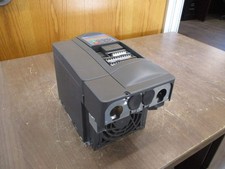 Siemens SED2-2.2/22X AC Drive 6SE6436-2UC22-2BA0 3HP 3Ph w/ Keypad Used