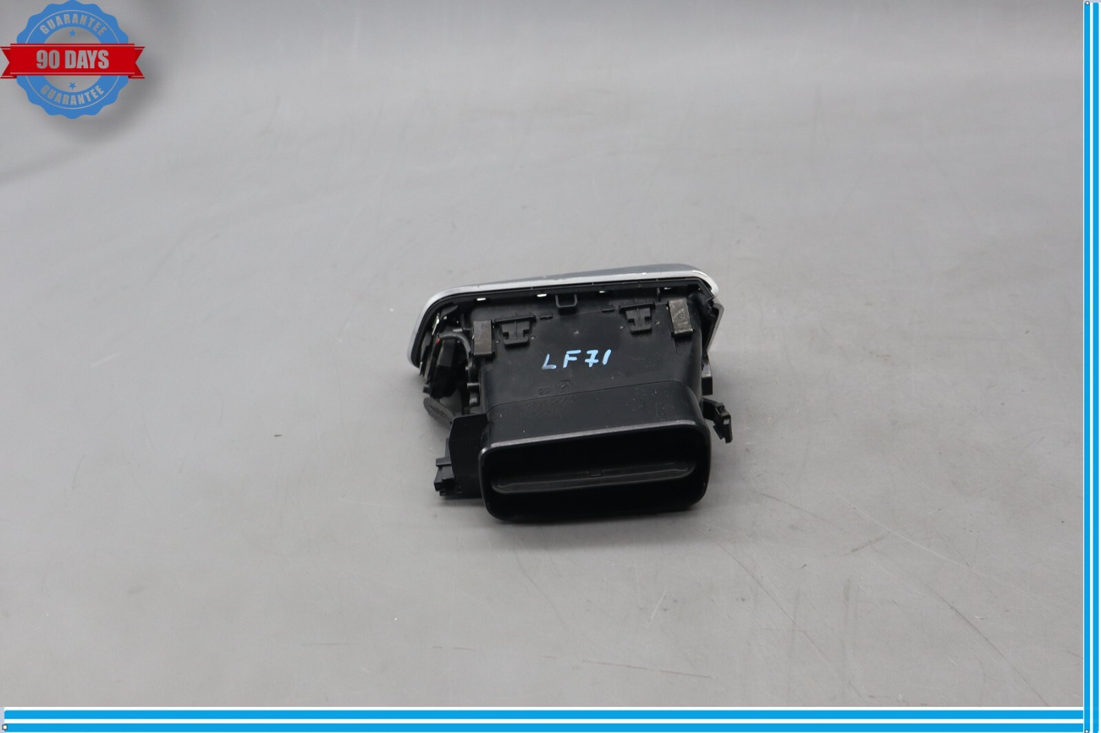 14-17 Maserati Ghibli Front Left Driver Side Dash AC A/C Air Vent Grille Oem