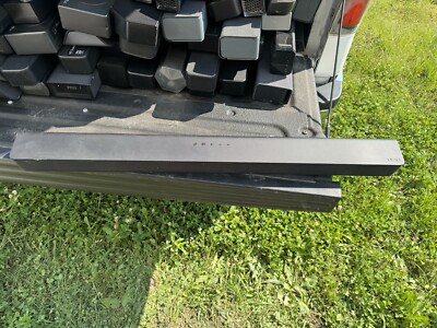 VIZIO V21-H8R 2.1 Channel Sound Bar Black Tested W/ Cord And Remote