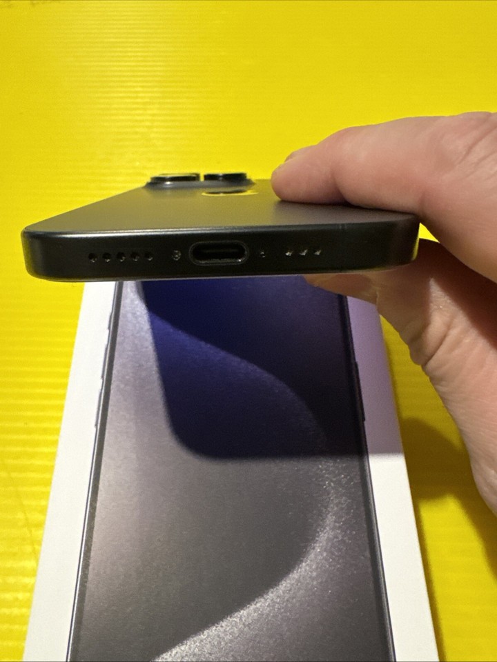 Apple iPhone 15 Pro 512GB Black Titanium (Apple AU Warranty 9/25