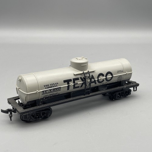 Model Power HO P/N 6920 40' Single Dome Tank Car. TEXACO Car # TCX 9355 - Picture 2 of 8