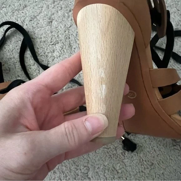 "Sandalias Derek Lam Talla 7 Marrón Claro Con Cordones Jaula 4"" Madera Tacón Cono Usadas en Excelente Condición" Foto 4 de 4