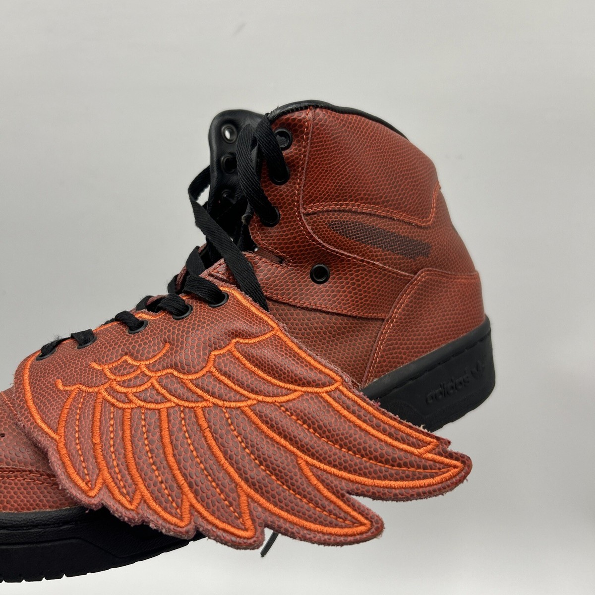 ADIDAS ORIGINALS JEREMY SCOTT JS WINGS BBALL MEN'S SHOES SIZE US 9