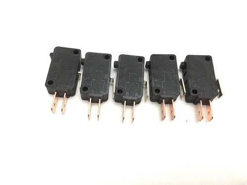 Lot 3 C&K MICROWAVE MICRO Switches Universal 1/2HP #28QBP0496 / TFCJ4A 125V 15A - Picture 6 of 8