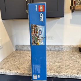 LEGO CITY: City Square (60097)