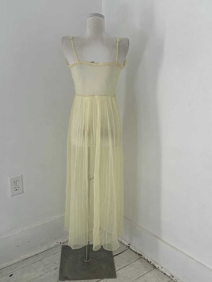 Vestido camisón angelical vintage años 40/50 amarillo de gasa Foto 4 de 4