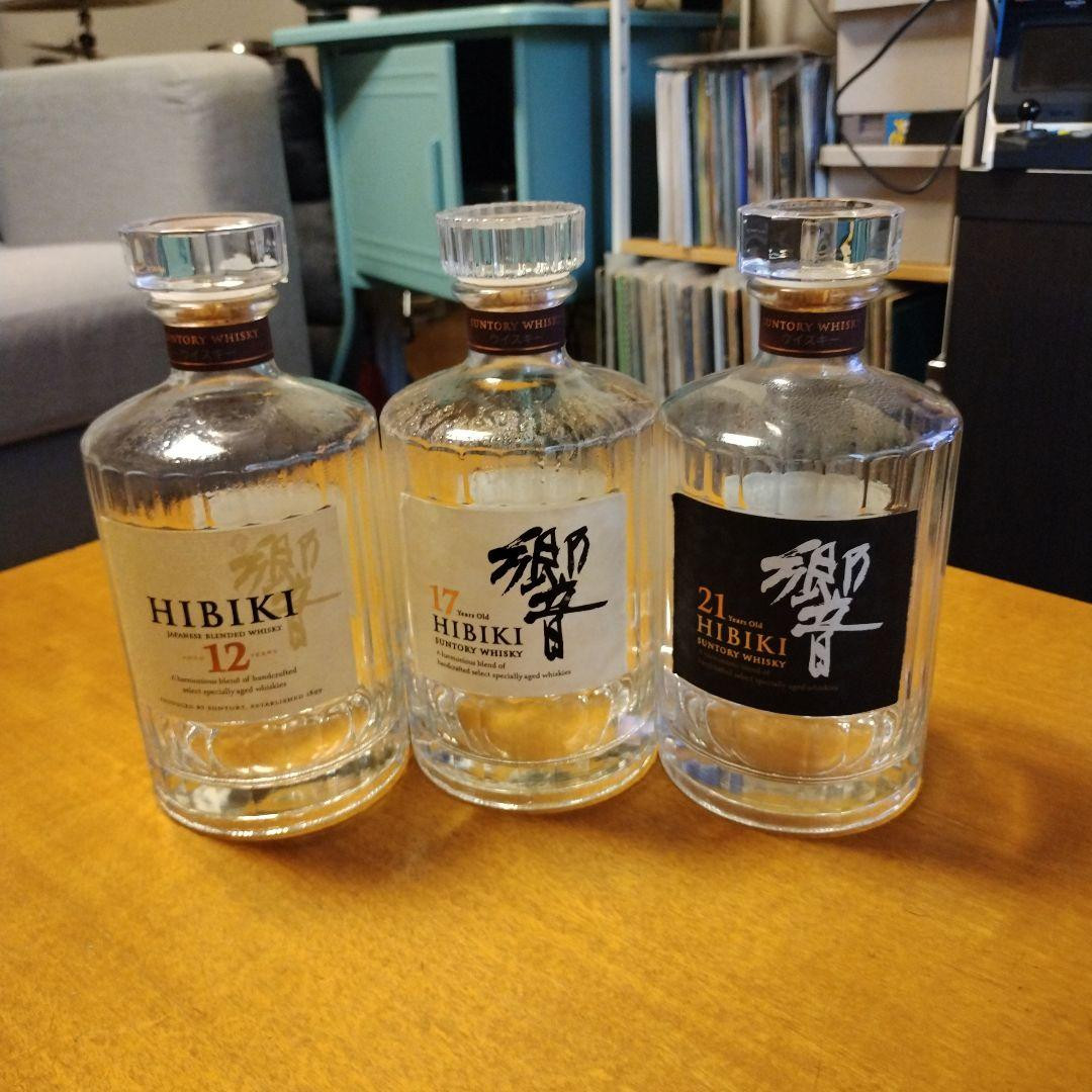 Hibiki 17年 ウイスキー 700ml 空瓶12本セット HIibiki-17-Yamazaki-12-Years-