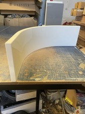 Cream Gloss Internal Curved Plinth