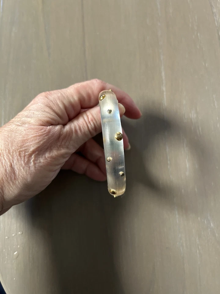 Pulsera bisagras alexis bittar blanca (tono dorado tachonado)