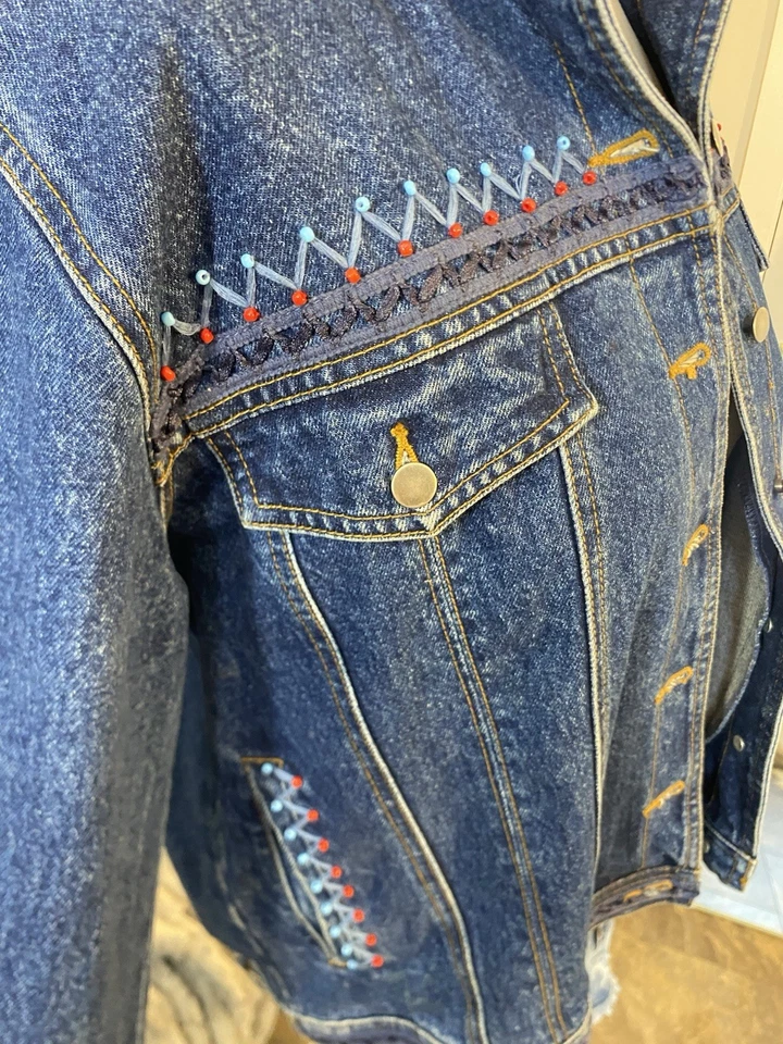 VTG Together Women’s  Denim Coat Jacket Floral Embroidery Western Boho Size M  - Image 2 of 4