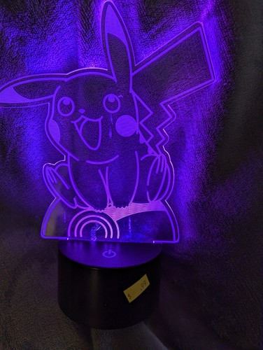 Pikachu LED 3D Tischlampe, Nachtlicht. Ändert 5 verschiedene Farben. Pokemon. - Bild 2 von 5
