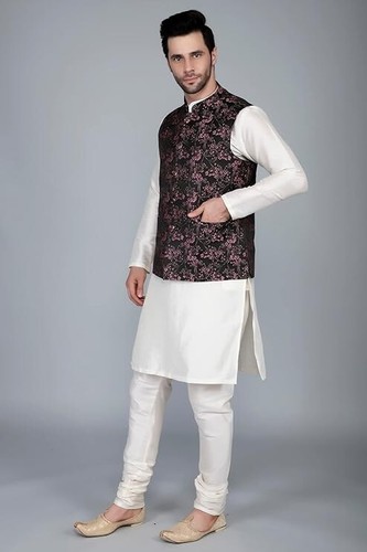 Men's Silk Blend Kurta & Churidar Pyjama With Ethnic Bundi Jacket | 3 In 1 | - Imagen 84 de 182