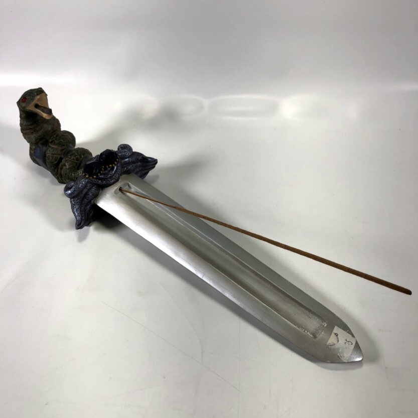   COBRA COLLECTION サービングトレイ新品 Vintage 1999 Cobra Snake Sword Ceramic Statute Incense Burning