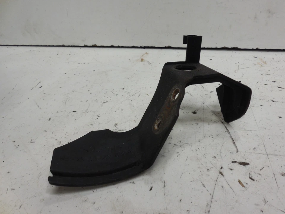 97-02 Soporte línea freno delantero izquierdo mercedes-benz w210 e320 e55 amg 2104210794 Foto 4 de 4