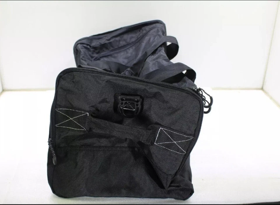 Thule Roof Box Luggage Bag Black 40L carry-on duffel?/travel - Image 4 of 4