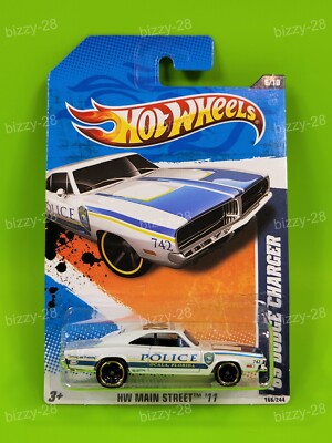 Hot Wheels HW MAIN STREET '11 ~ '69 DODGE CHARGER (White) (166/244) T9873 New!