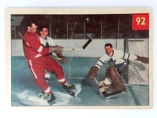 HARRY LUMLEY STOPS GORDIE HOWE 1954-55 PARKHURST 54-55 NO 92 VGEX         49092