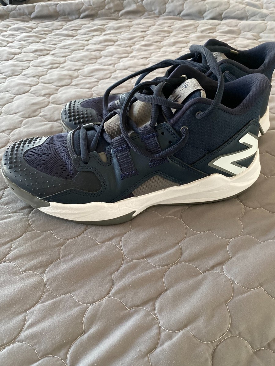 New Balance That Look Like Yeezys New Balance Coco CG1 2E Width