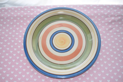 Mulberry Home China Collection Multicolored Swirl 10'' Dish Plates,