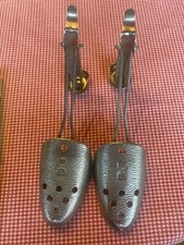 Mid century metal shoe tree,A&J Brand , made in USA. Good condition .11 inches