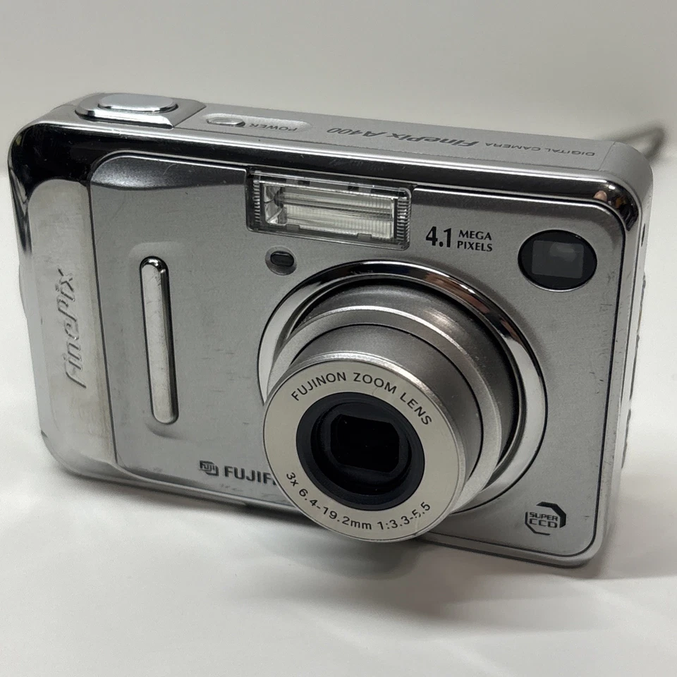 Fujifilm FinePix Fuji A400 4.1MP Digital Camera - Tested Works - Image 2 of 4