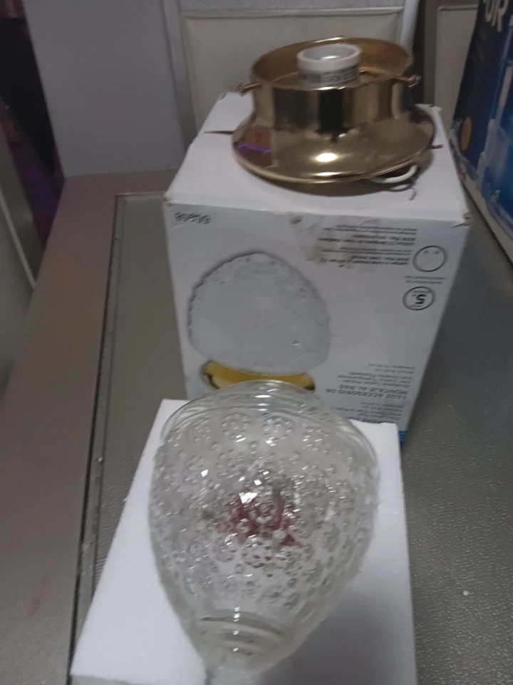 Luminária de teto Westinghouse LED interna embutida - Imagem 2 de 2