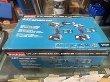 Makita XT288T 18V Cordless Hammer Drill Combo Kit. BRAND NEW