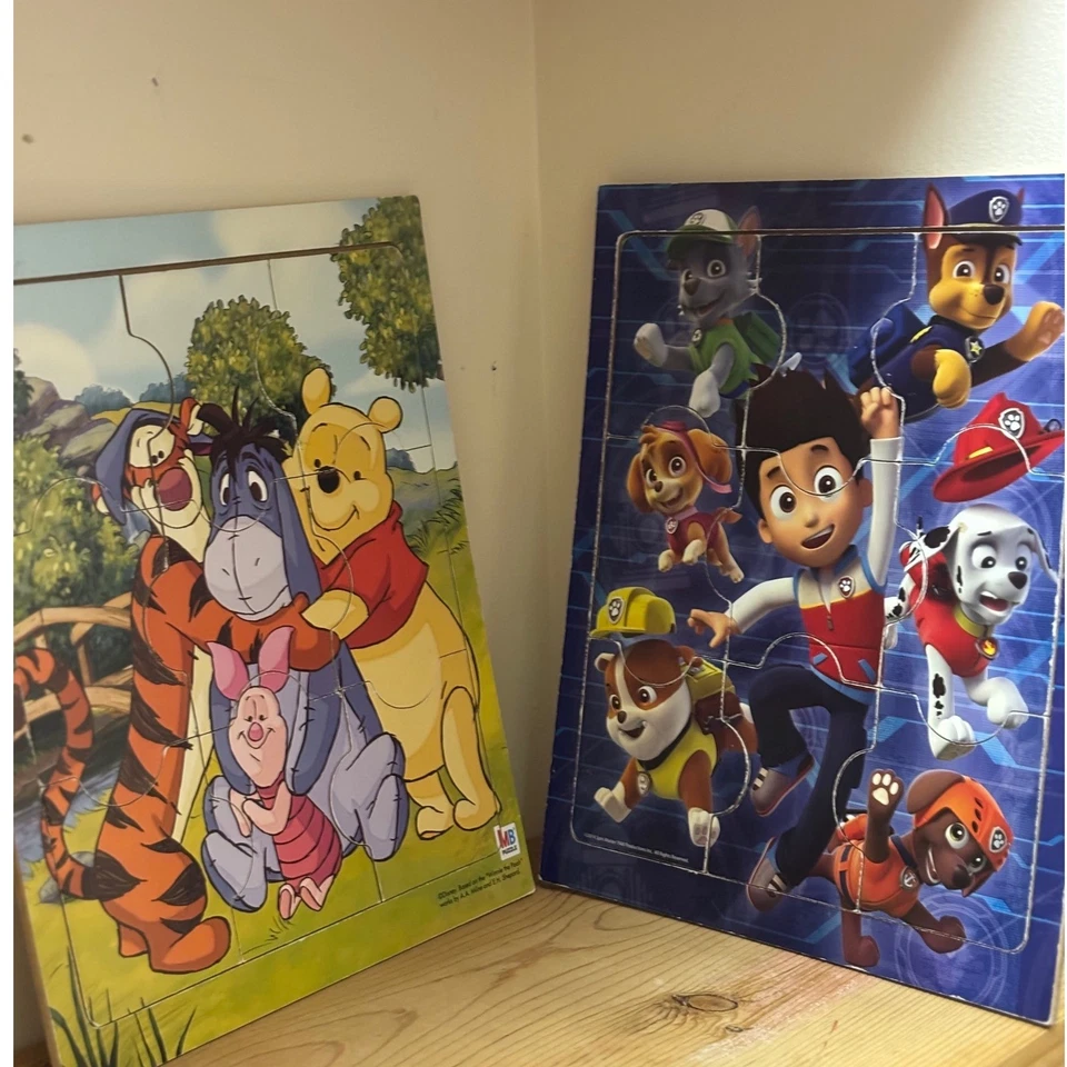 Juego de 2 rompecabezas de madera para niños Winnie the Pooh, Paw Patrol MB Cardinal Industries Foto 2 de 4