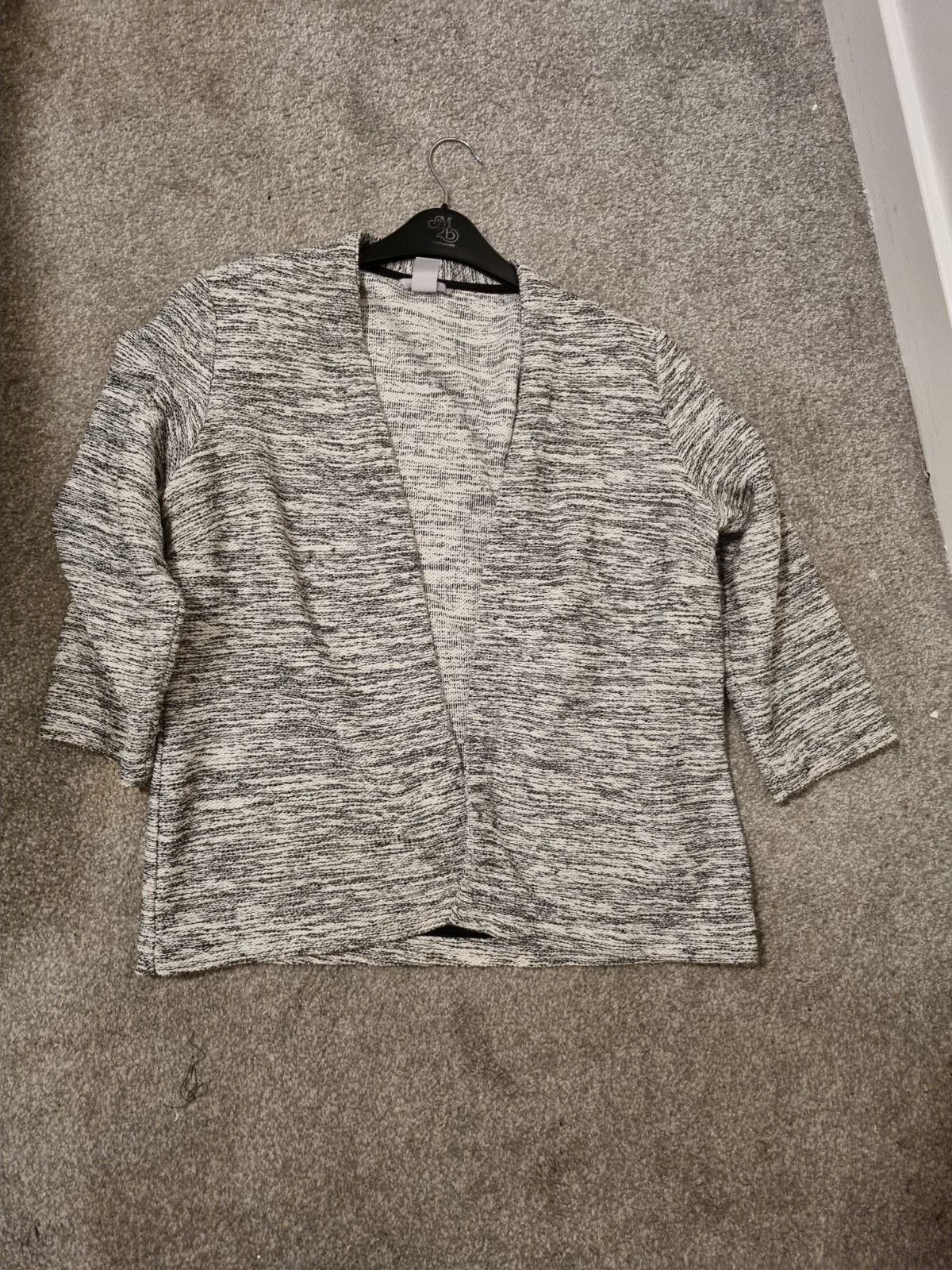 Picture 4 of 5