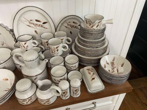 Wild Oats Stonehenge by Midwinter Ltd, a Division of Wedgewood YOUR CHOICE - Picture 4 of 69