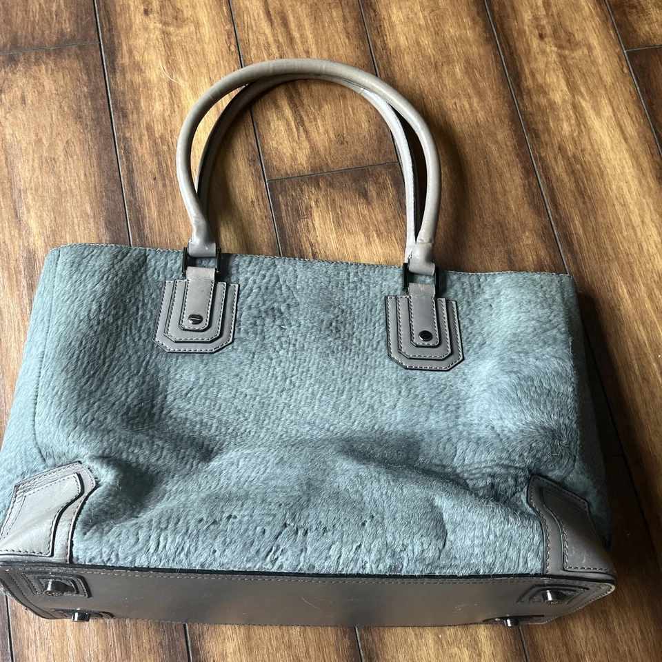 Alice + Olivia by Stacey Bendet Gray Fur Hair Leather Tote Satchel Large - Image 2 of 4