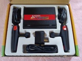 Atari Flashback Mini 7800 Classic Plug & Play Game  Console w/20 Games Complete