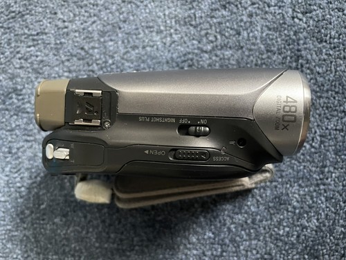 Sony Handycam DCR-DVD202E Handheld Mini DVD Camcorder Silver Tested Boxed - Picture 8 of 23