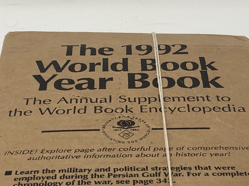 NIB The World Book Encyclopedia Year Book; 1992 Hardcover Events Of 1991 - Imagen 2 de 10