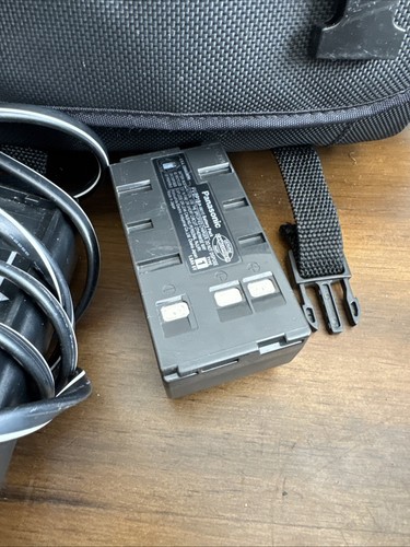 Panasonic Palmcorder PV-L550D 150x Digital VHS C, CN Bag, Not Working. Read Desc - Picture 8 of 13
