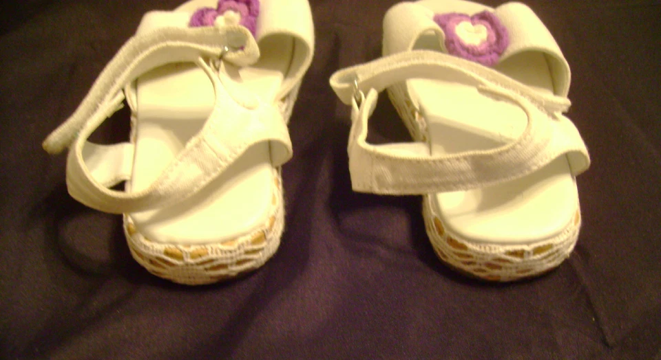 Sandalias Gymboree Coloridas Paraíso Niñas Blanco Púrpura Flor Talla 8 Pascua RARAS Foto 3 de 4