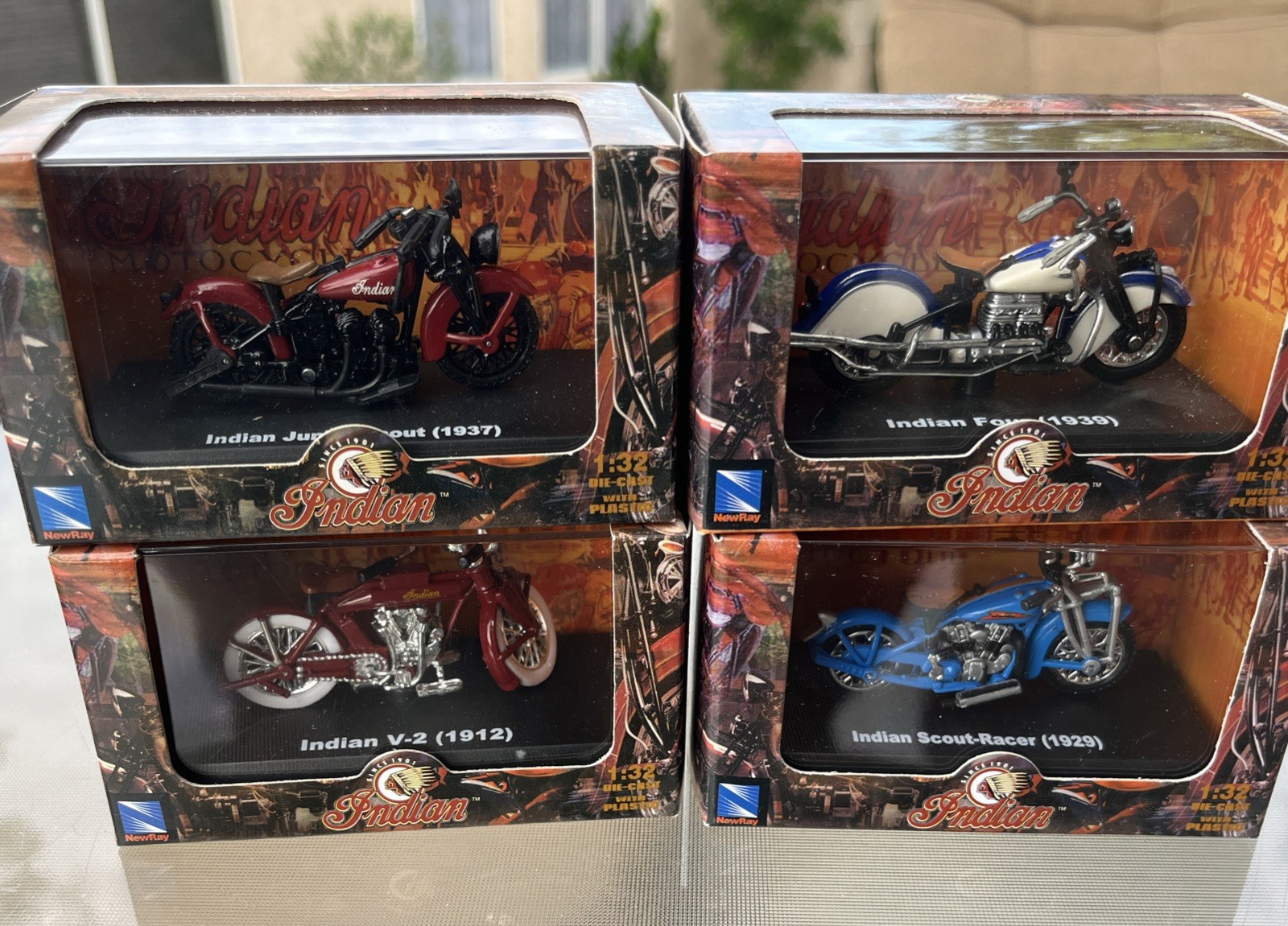 Lot  of 4 UNOPENED Box NEWRAY Indian Motorcycle 1:32 Scale D