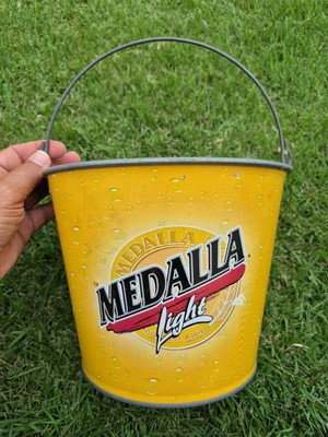 Puerto Rico Vintage Cerveza Medalla Light Beer Original Metal  Ice Beer Bucket 