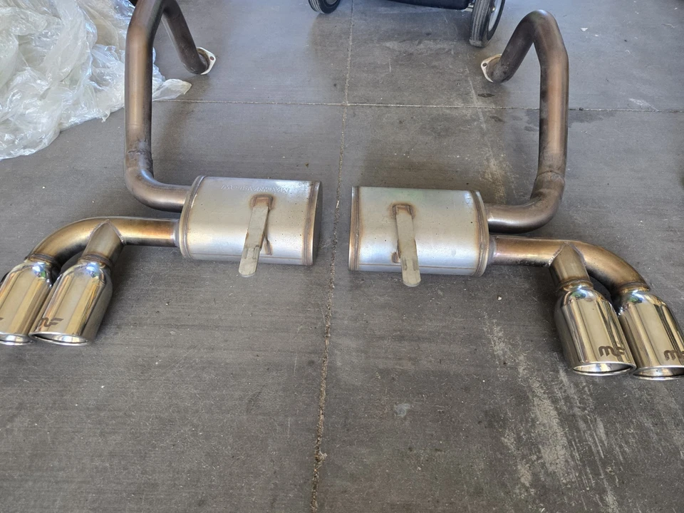 97-04 雪佛兰 Corvette Magnaflow 车轴后排气 16732 — 第 2/4 张图片