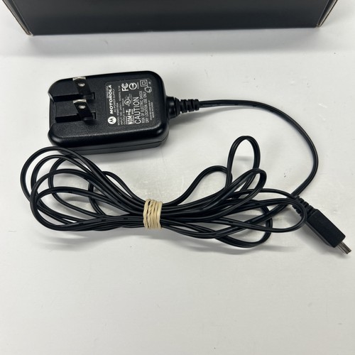 Téléphone portable vintage Motorola RAZR V3 à clapet GSM noir et argent avec boîte manuelle - Photo 10 sur 10