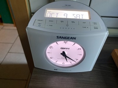 Sangean RCR-9 AM/FM-RDS Digital Funkuhr Radio Funk Wecker sehr guter Zustand