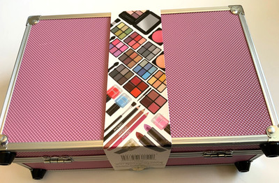 Vegan Make-up Liebe Urban Beauty Kosmetik Kosmetikkoffer 82-teiliges Set Brandneu mit Etikett Geschenk Fab