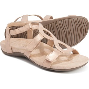 white wedding flip flops for bride