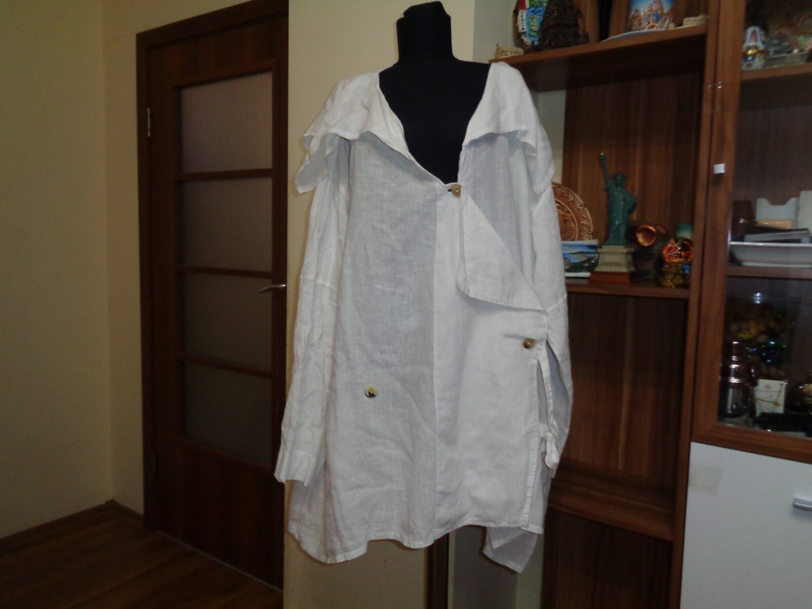 Bild 1 von 12