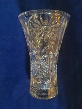 Large Bohemia Sunflower Crystal Vase   10"Tall   6 lbs Beautiful Detail