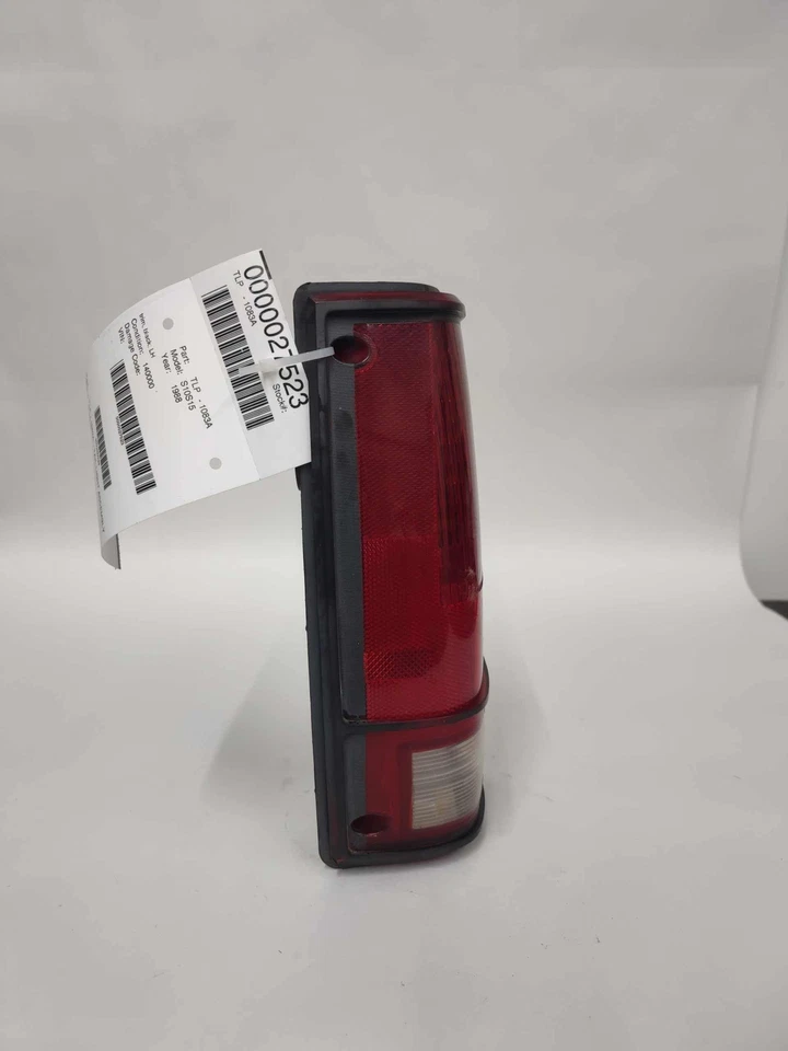 1982-93 Chevrolet S10/S15/Sonoma LH Tail Light Assembly Black Trim - Image 2 of 4