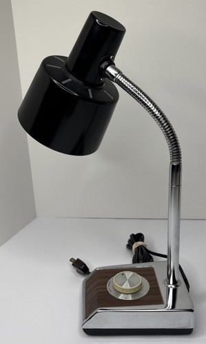 Underwriters Laboratories Portable Lamp MCM Issue No. R-0229 Model No. 343 - Picture 3 of 6