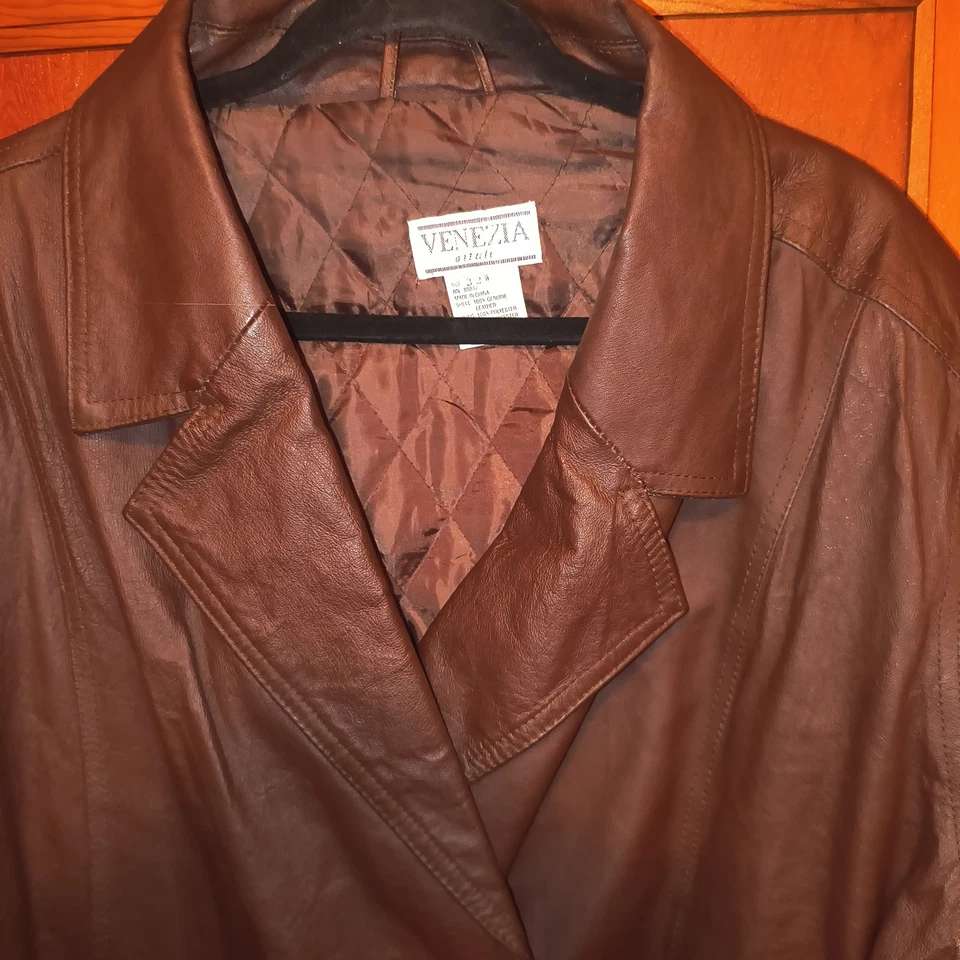 复古 70 年代皮革真皮风衣夹克纽扣女式 14 码 (32w) — 第 2/4 张图片
